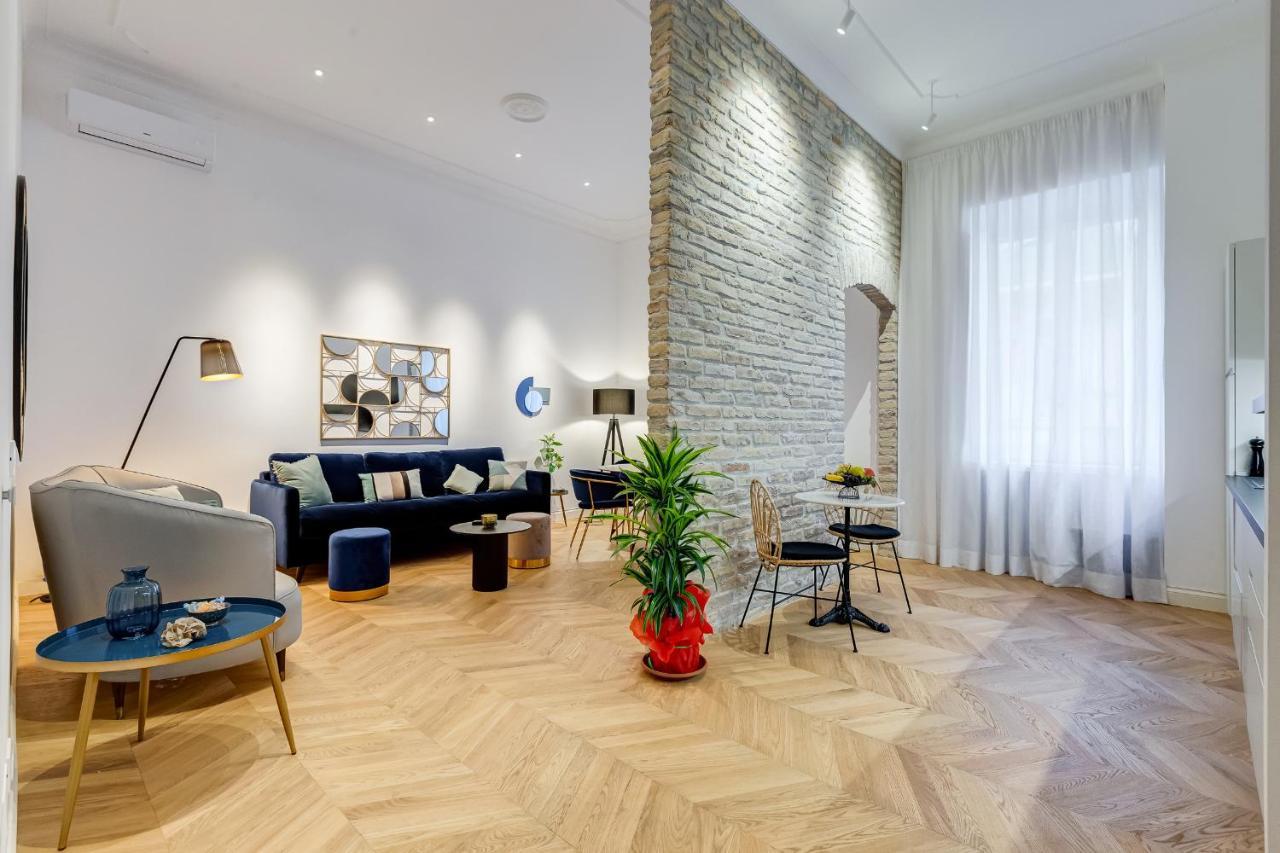 The Heart Of Rome Luxury House Apartment Bagian luar foto
