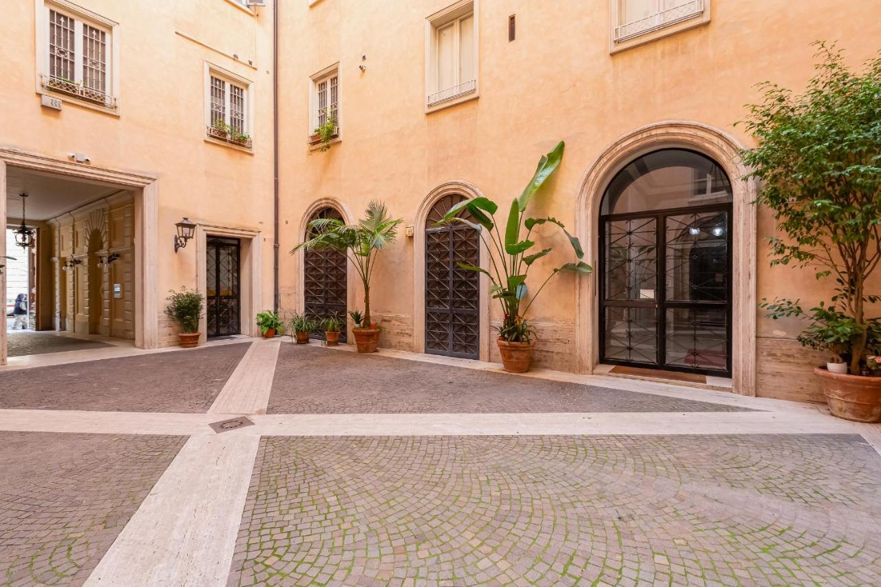 The Heart Of Rome Luxury House Apartment Bagian luar foto