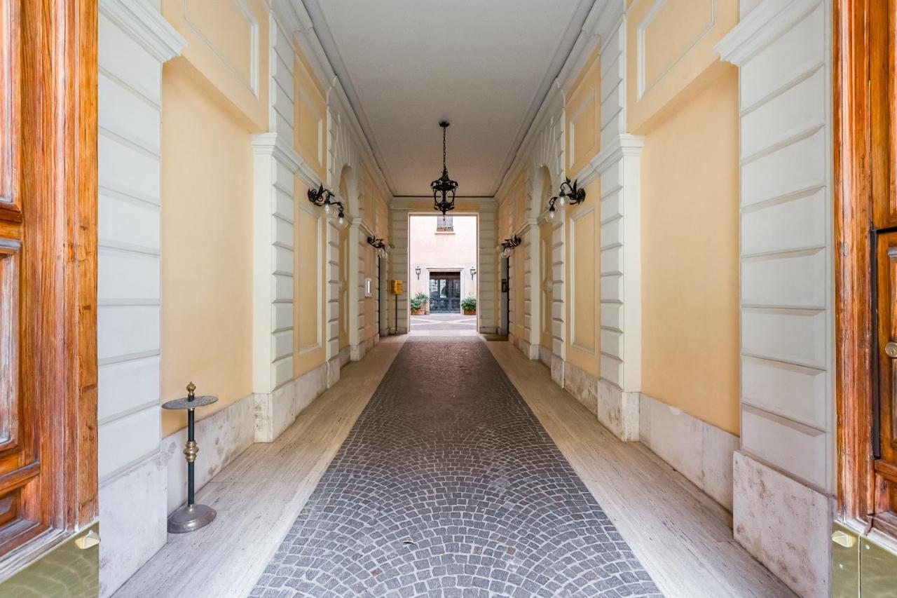The Heart Of Rome Luxury House Apartment Bagian luar foto